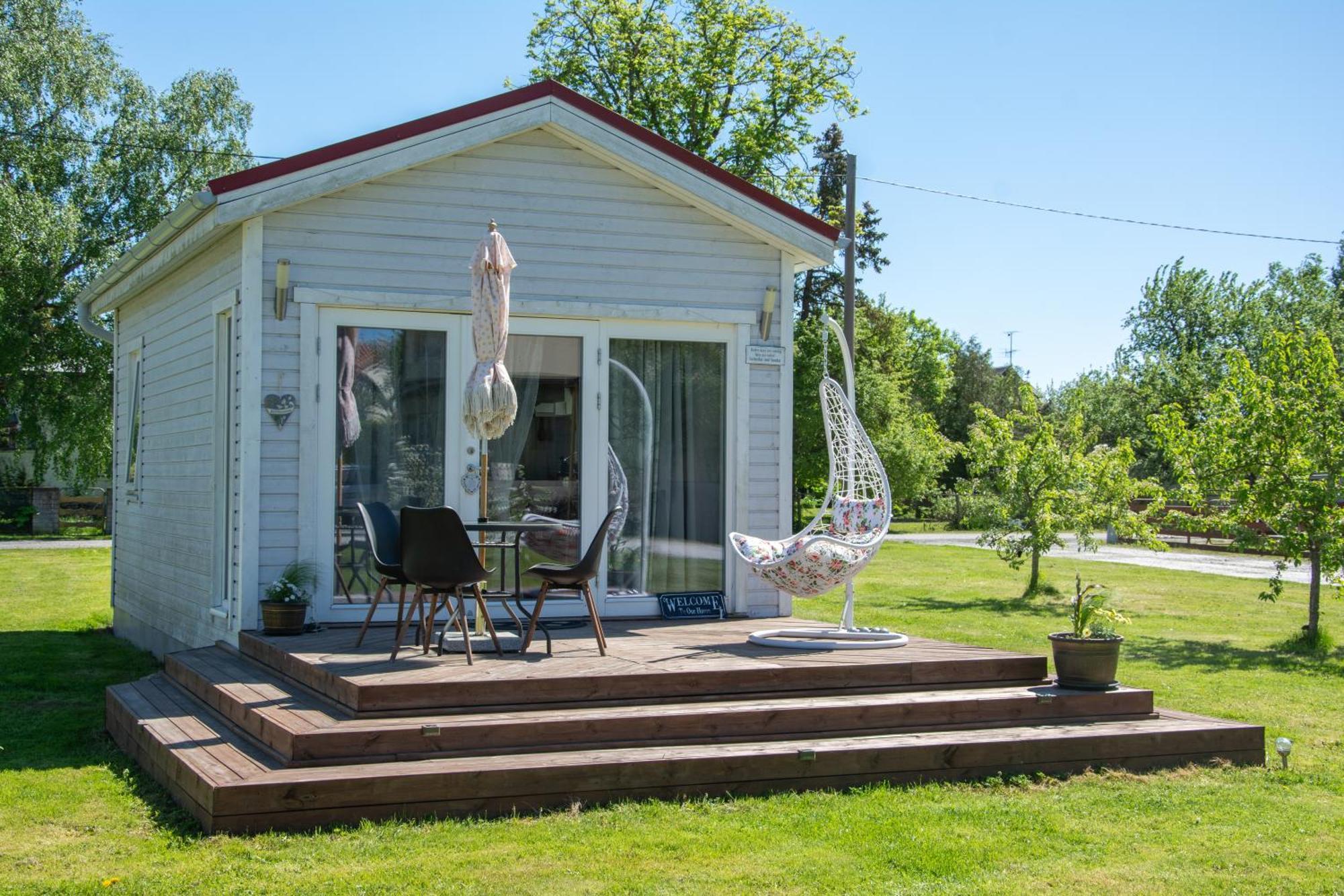 Villa Elo Kuelalismaja Kuressaare Esterno foto
